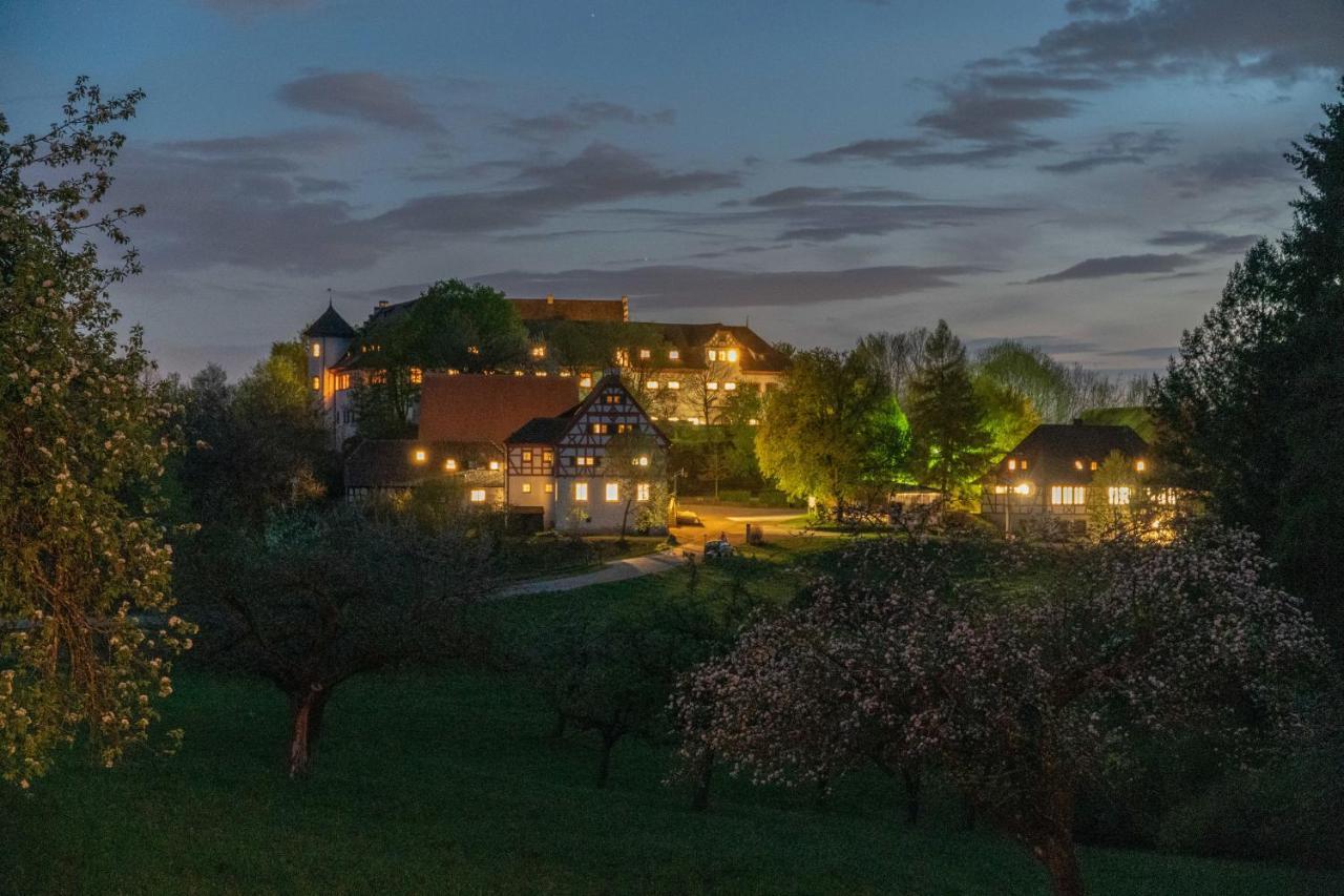 Hohenfels  Hotel & Tagungszentrum Schloss Hohenfels מראה חיצוני תמונה