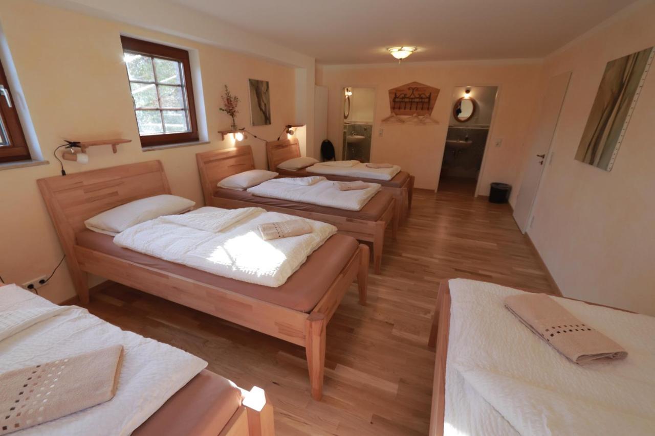 Hohenfels  Hotel & Tagungszentrum Schloss Hohenfels מראה חיצוני תמונה