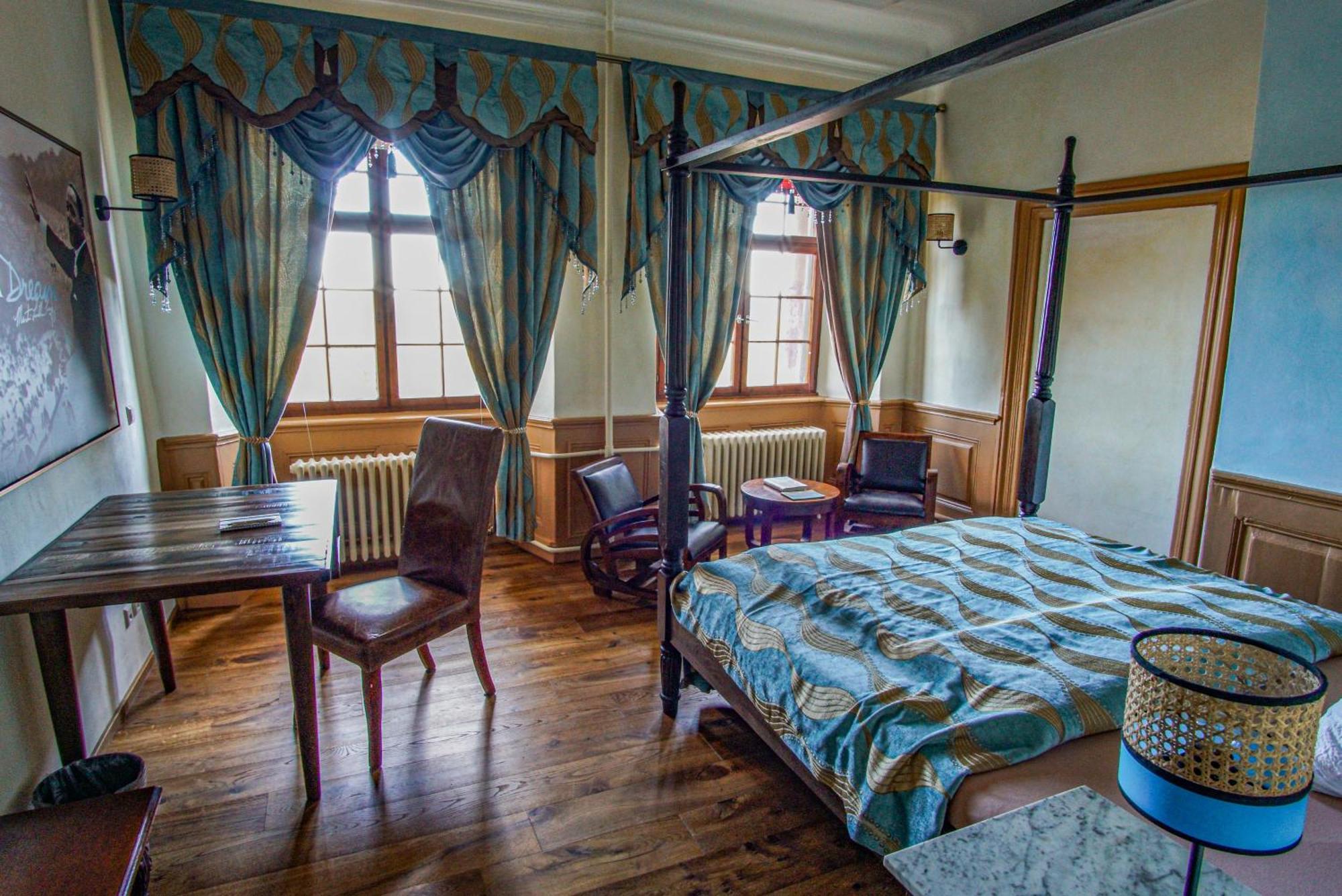 Hohenfels  Hotel & Tagungszentrum Schloss Hohenfels מראה חיצוני תמונה